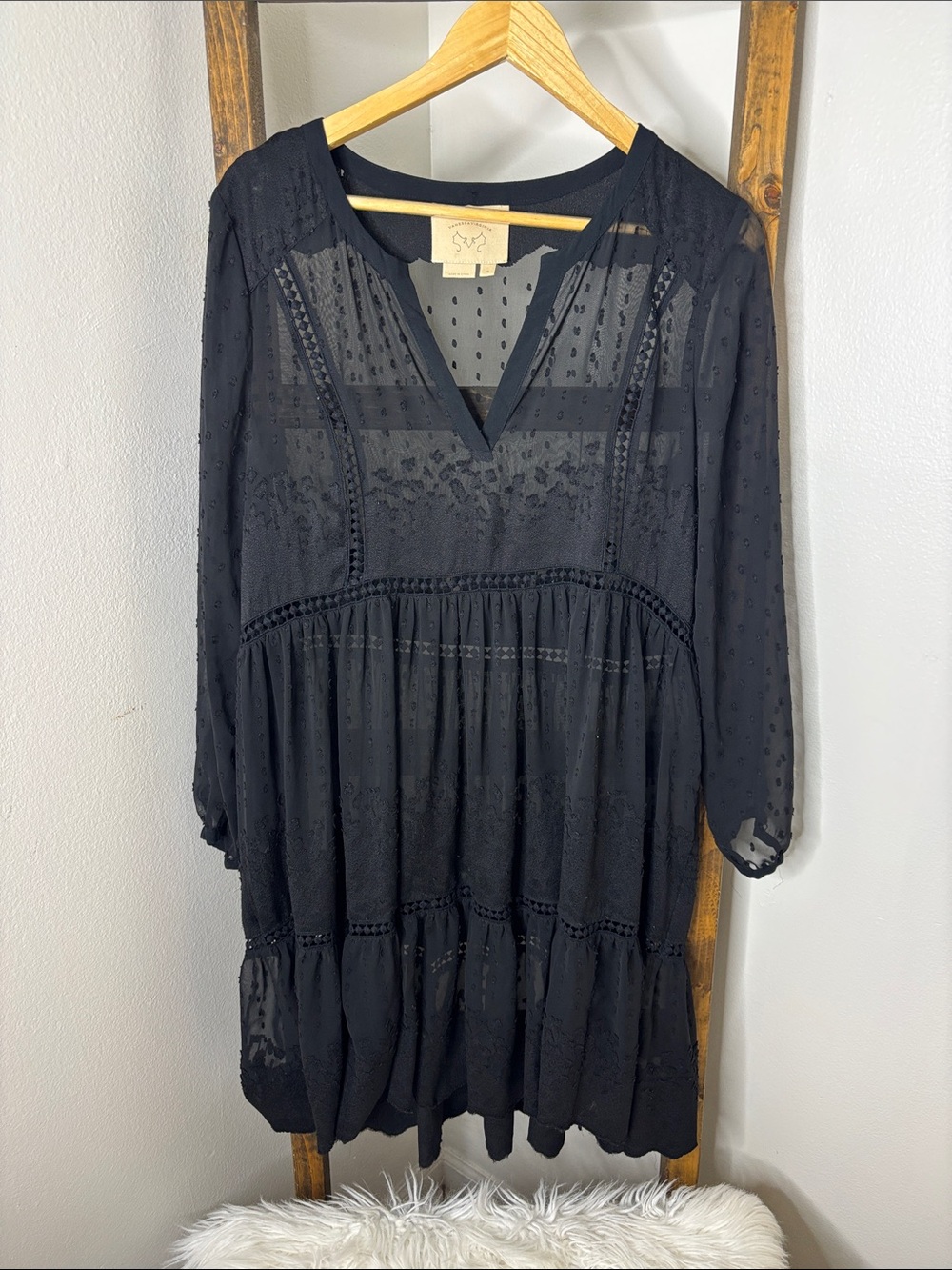 Vanessa Virginia Sheer Swiss Dot Black Tiered V-Neck Long-Sleeve Dress Size 10
